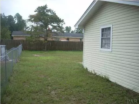 5422 Pine Ridge Dr, Milton, FL 32570 photo 11