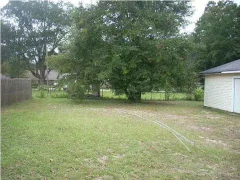 5422 Pine Ridge Dr, Milton, FL 32570 photo 9