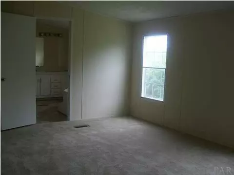 1940 Parker Rd, Cantonment, FL 32533 photo 7