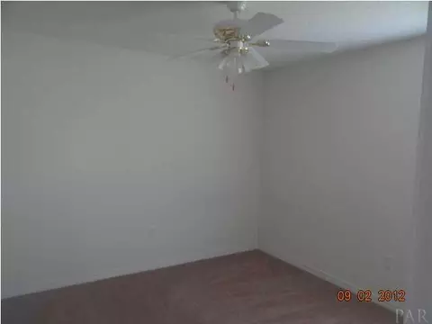 6048 Jameson Cr, Pace, FL 32571 photo 3