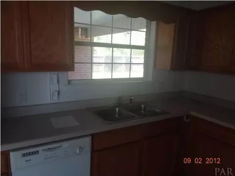 6048 Jameson Cr, Pace, FL 32571 photo 11