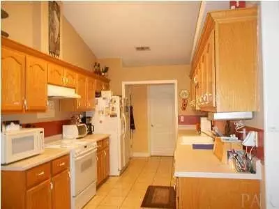 4948 E Spencer Field Rd, Pace, FL 32571 photo 6