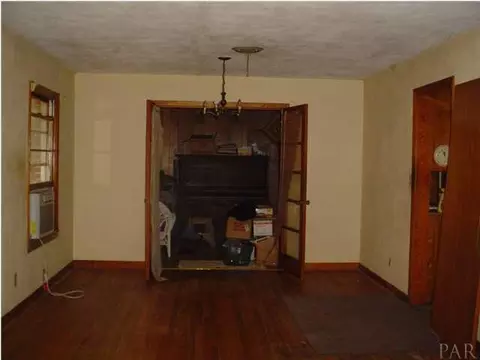 5772 Orange St, Milton, FL 32570 photo 5