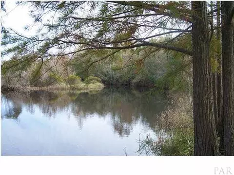 8450 Edith Ave, Milton, FL 32570 photo 4