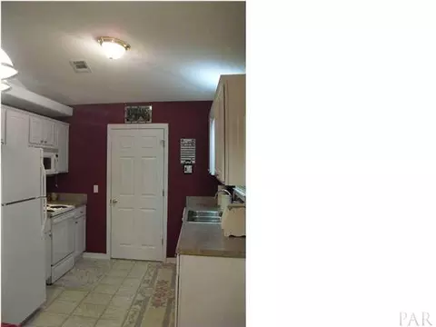 4072 Jacaranda Trc, Milton, FL 32583 photo 7