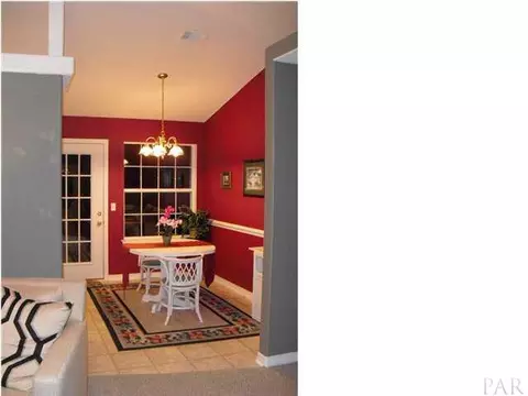 4072 Jacaranda Trc, Milton, FL 32583 photo 6