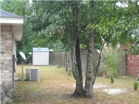 4072 Jacaranda Trc, Milton, FL 32583 photo 17