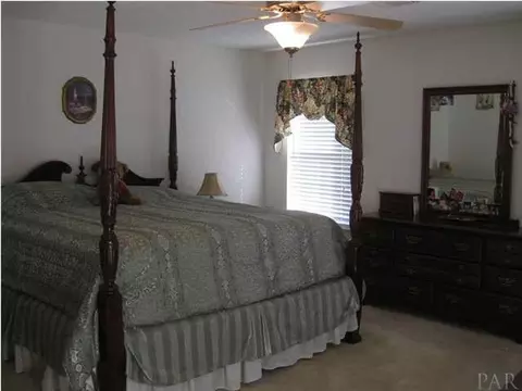 8922 Grey Fox Ln, Milton, FL 32570 photo 15
