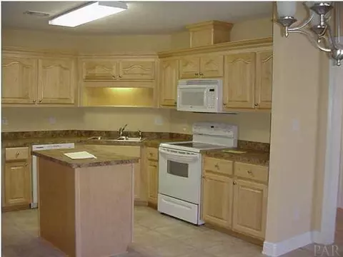 6164 Grey Moss Blvd, Milton, FL 32570 photo 3