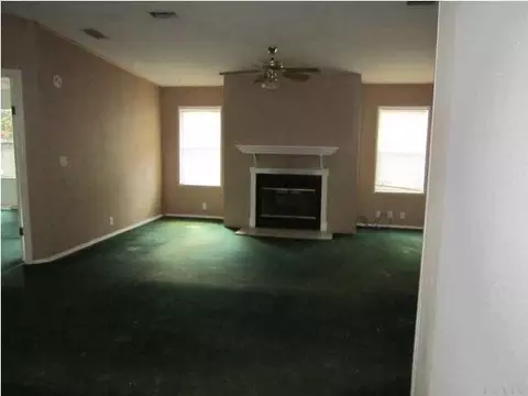 4015 Edgefield Dr, Pace, FL 32571 photo 4
