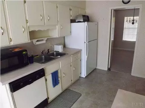 2537 Corral Dr, Cantonment, FL 32533 photo 6