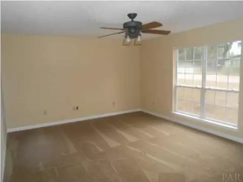 7031 Dorr St, Milton, FL 32583 photo 10
