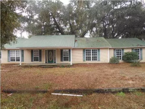 7031 Dorr St, Milton, FL 32583 photo 1