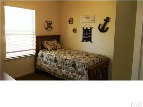 64 Millet Cir, Cantonment, FL 32533 photo 3