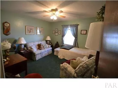 5762 Eagle Dr, Milton, FL 32570 photo 9