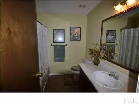5762 Eagle Dr, Milton, FL 32570 photo 12