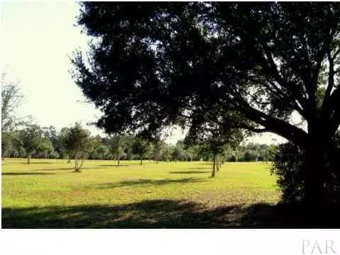 8901 Echo Ln, Milton, FL 32570 photo 3