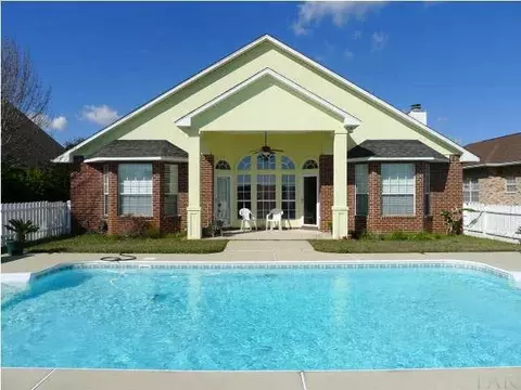 3152 Strathauer Rd, Milton, FL 32583 photo 2