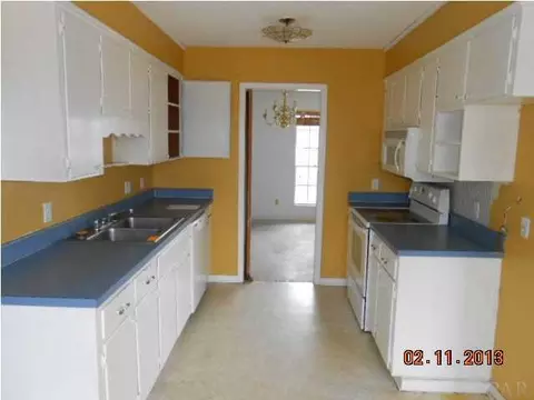 620 Cooley Rd, Cantonment, FL 32533 photo 5