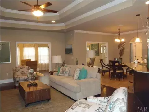 2078 Staff Dr, Cantonment, FL 32533 photo 7