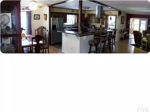 3081 Apache Dr, Pace, FL 32571 photo 3