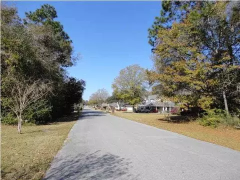 5692 Nicklaus Ln, Milton, FL 32570 photo 7
