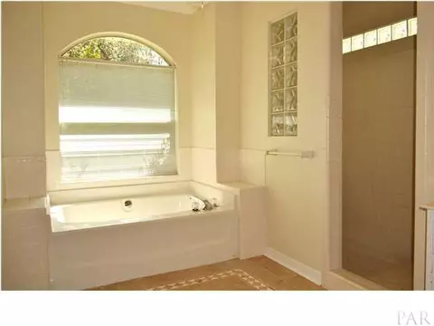 4252 E Sandy Bluff Dr, Gulf Breeze, FL 32563 photo 17