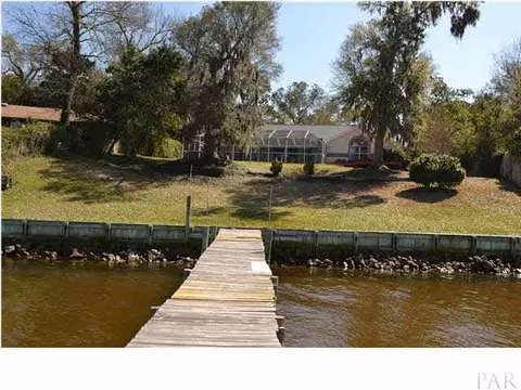 4252 E Sandy Bluff Dr, Gulf Breeze, FL 32563 photo 2