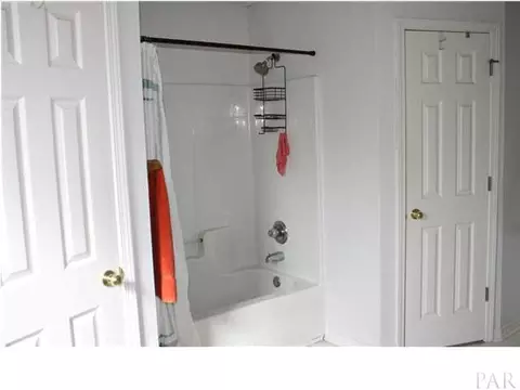 2035 Jason Dr, Cantonment, FL 32533 photo 10