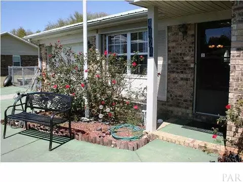 4424 Angie Ln, Pace, FL 32571 photo 3