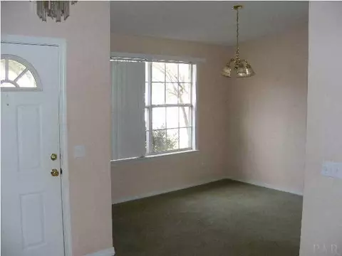 5486 Chantilly Cir, Milton, FL 32583 photo 5