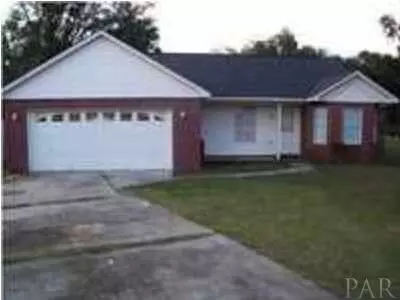 5004 Potomac Dr, Pace, FL 32571 photo 2