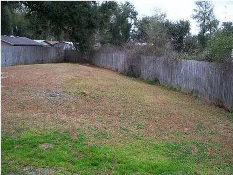5004 Potomac Dr, Pace, FL 32571 photo 3