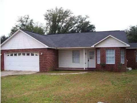 5004 Potomac Dr, Pace, FL 32571 photo 1