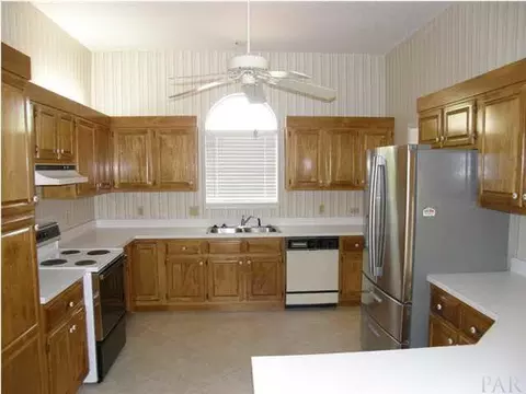 4133 Ermine Ln, Milton, FL 32583 photo 3