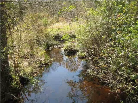 4066 Coachman Rd, Milton, FL 32583 photo 3