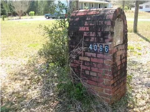 4066 Coachman Rd, Milton, FL 32583 photo 4