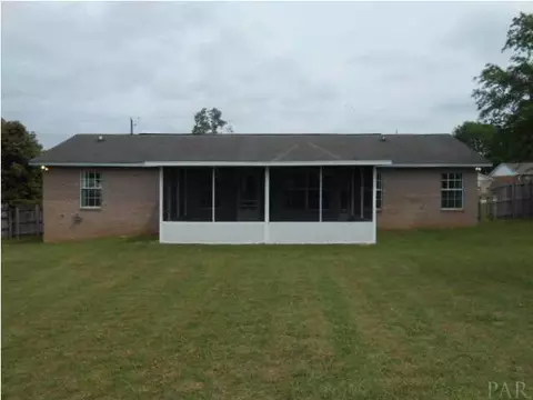 335 Twisted Oak Dr, Cantonment, FL 32533 photo 3