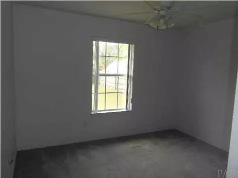 335 Twisted Oak Dr, Cantonment, FL 32533 photo 12