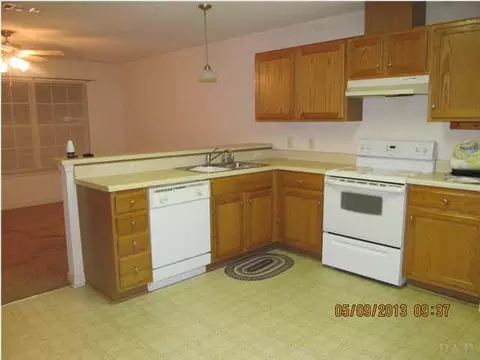 6228 Fox Run St, Milton, FL 32583 photo 3