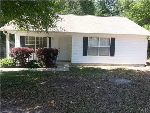 6228 Fox Run St, Milton, FL 32583 photo 2