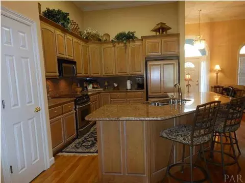 5521 Bay Meadows Dr, Milton, FL 32583 photo 7
