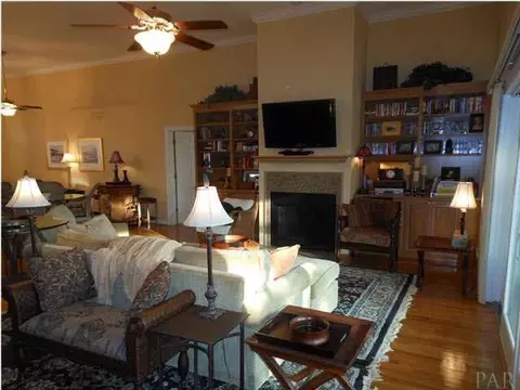 5521 Bay Meadows Dr, Milton, FL 32583 photo 3