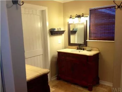 5313 Emerald Dr, Pace, FL 32571 photo 13