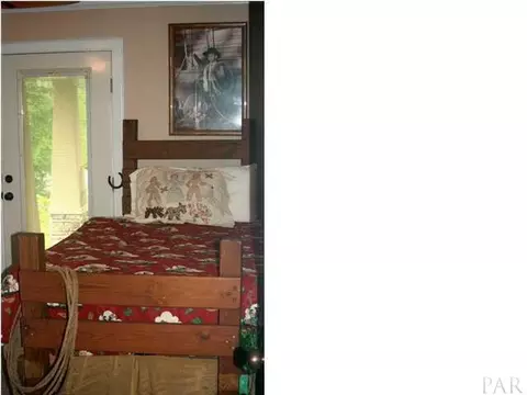 5313 Emerald Dr, Pace, FL 32571 photo 17