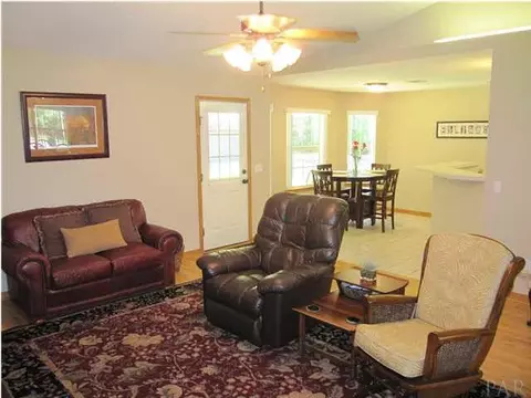 3107 Apache Dr, Pace, FL 32571 photo 8