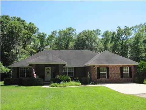 3107 Apache Dr, Pace, FL 32571 photo 1