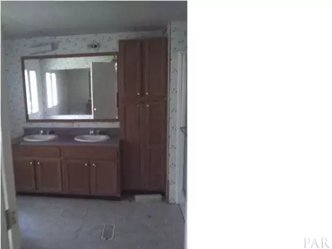 3884 Legend Creek Dr, Pace, FL 32571 photo 4
