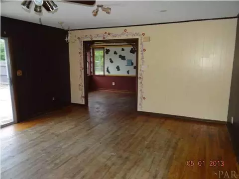 4792 Keyser Ln, Milton, FL 32571 photo 4