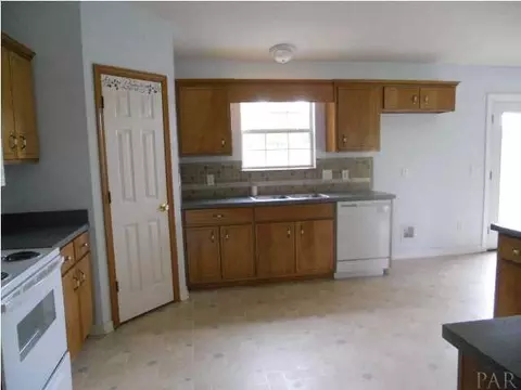 8699 Riverstone Rd, Milton, FL 32583 photo 7